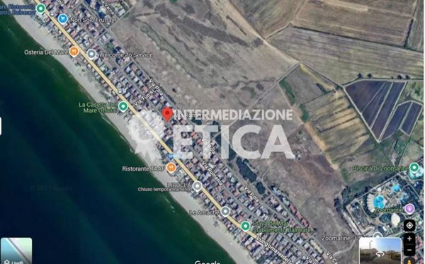 appartamento in vendita a Pomezia in zona Torvaianica