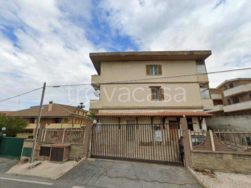 appartamento in vendita a Pomezia