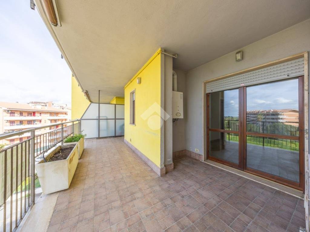 appartamento in vendita a Pomezia in zona Santa Palomba
