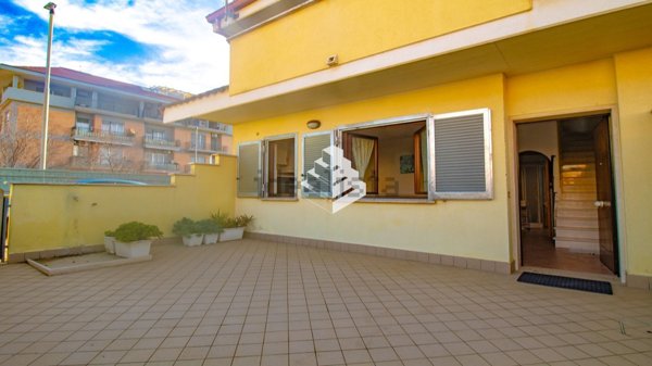 quadrivano in vendita a Pomezia in zona Torvaianica