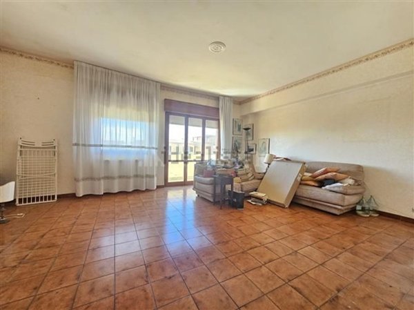 appartamento in vendita a Pomezia in zona Torvaianica