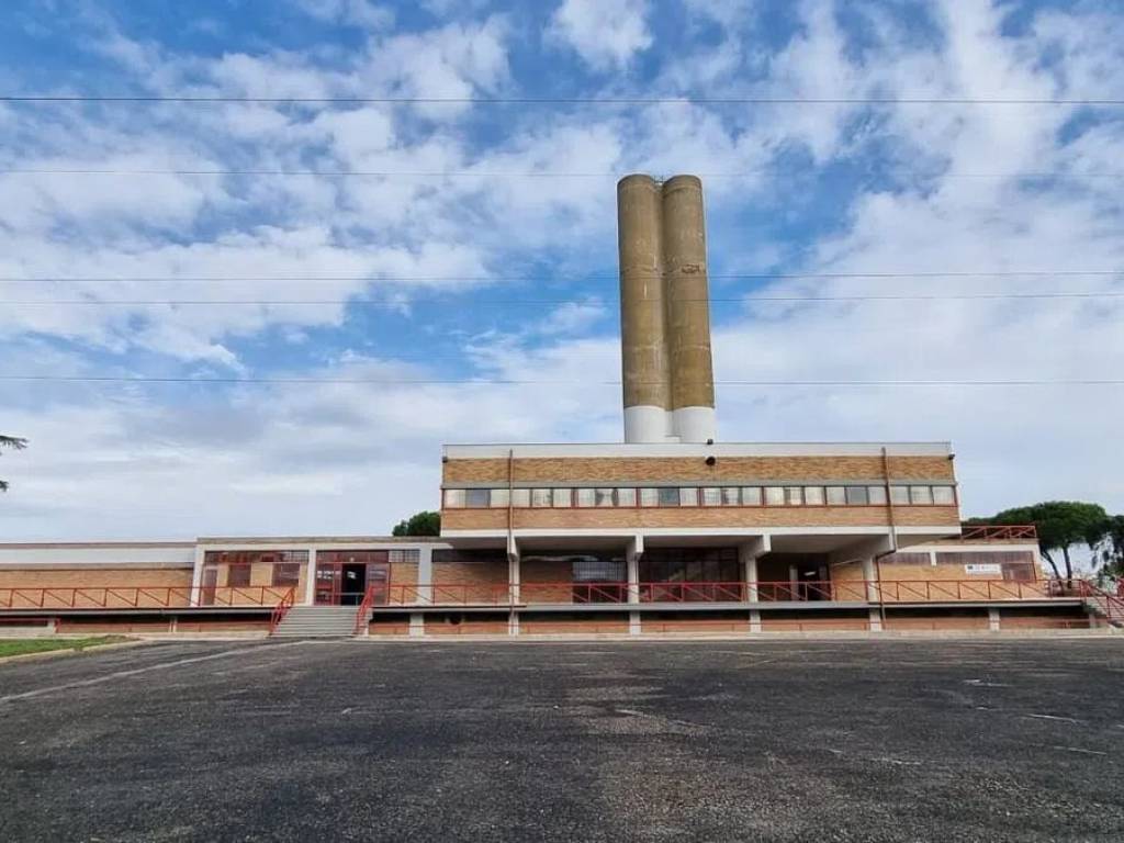 terreno edificabile in vendita a Pomezia in zona Santa Palomba