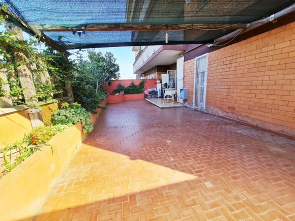 appartamento in vendita a Pomezia in zona Torvaianica