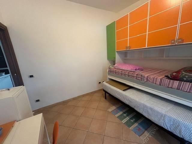 appartamento in vendita a Pomezia in zona Santa Procula