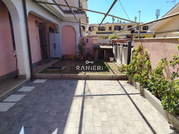 appartamento in vendita a Pomezia