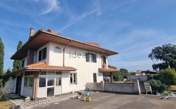 appartamento in vendita a Pomezia