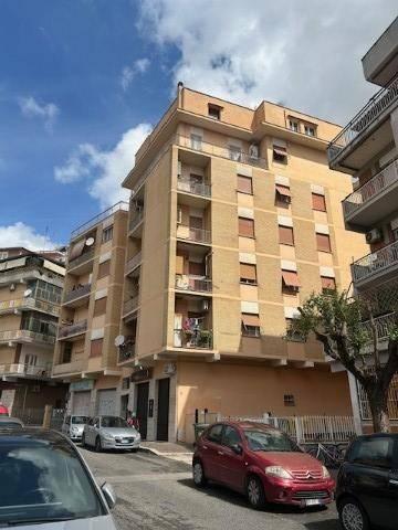 appartamento in vendita a Pomezia