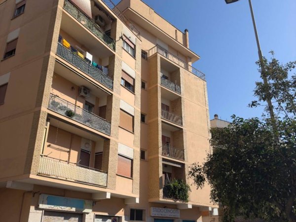 appartamento in vendita a Pomezia