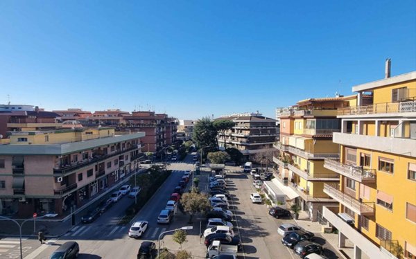 appartamento in vendita a Pomezia