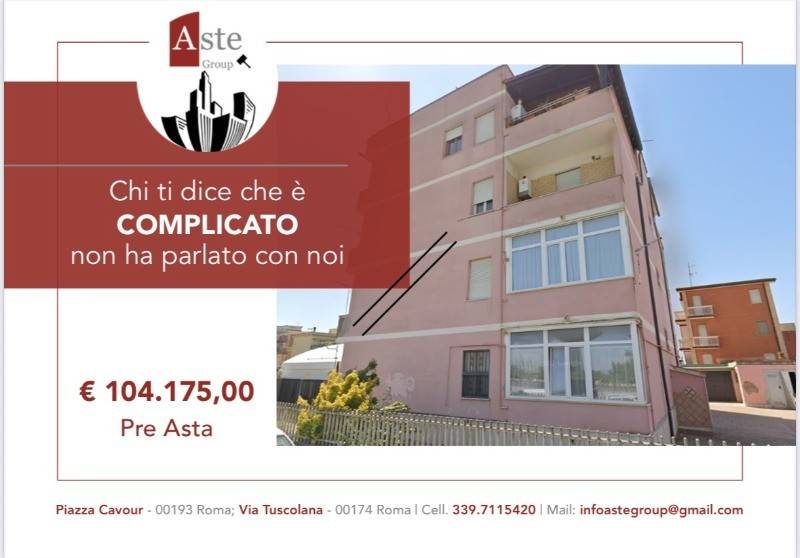 appartamento in vendita a Pomezia in zona Torvaianica