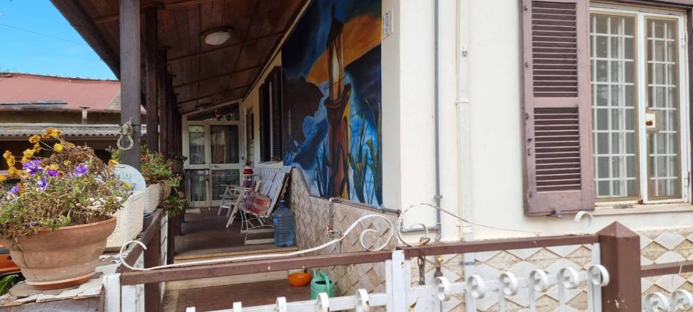 casa indipendente in vendita a Pomezia