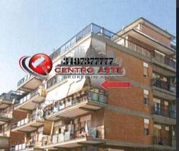 appartamento in vendita a Pomezia in zona Torvaianica