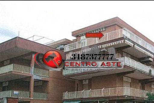 appartamento in vendita a Pomezia in zona Torvaianica