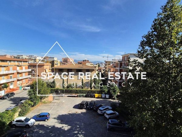appartamento in vendita a Pomezia