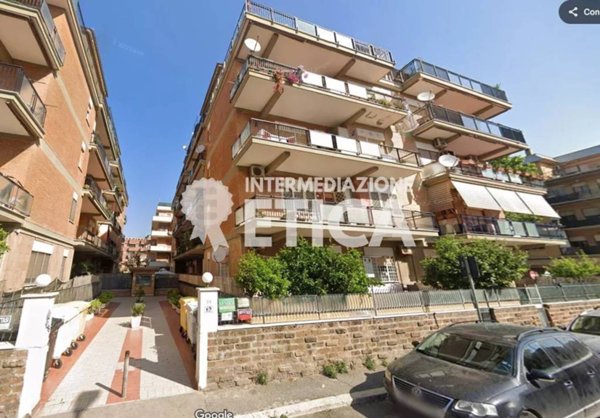 appartamento in vendita a Pomezia in zona Torvaianica
