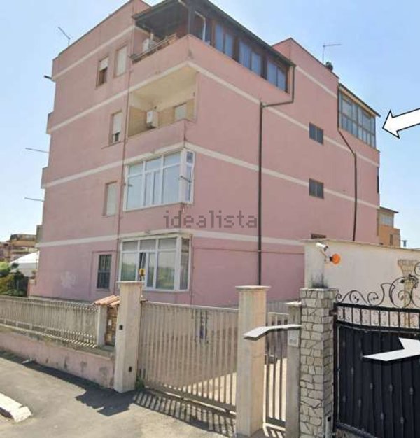 appartamento in vendita a Pomezia in zona Torvaianica