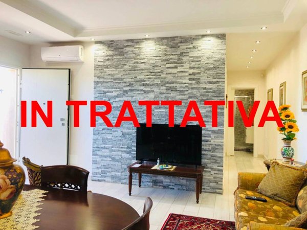 appartamento in vendita a Pomezia in zona Torvaianica Alta