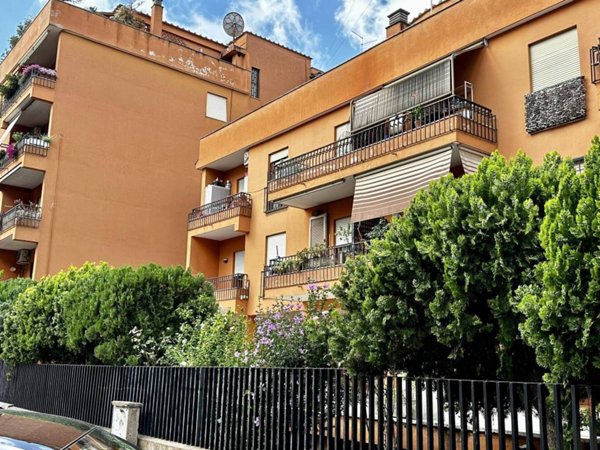 appartamento in vendita a Pomezia