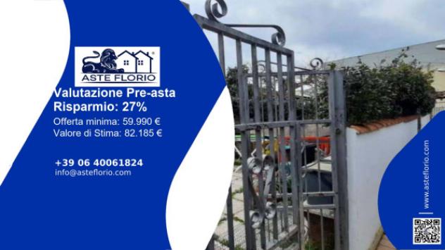 appartamento in vendita a Pomezia in zona Torvaianica