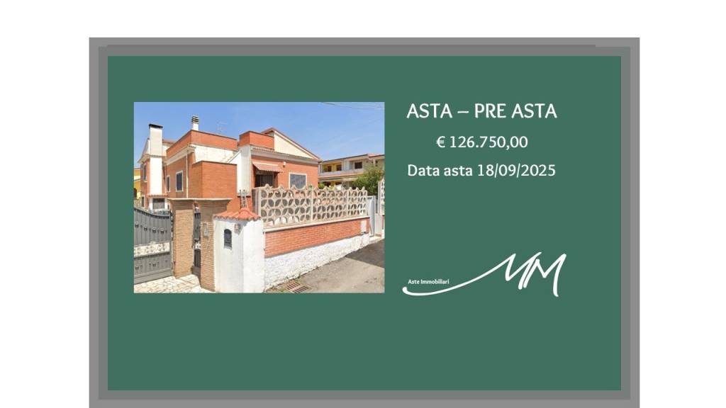 casa indipendente in vendita a Pomezia in zona Torvaianica