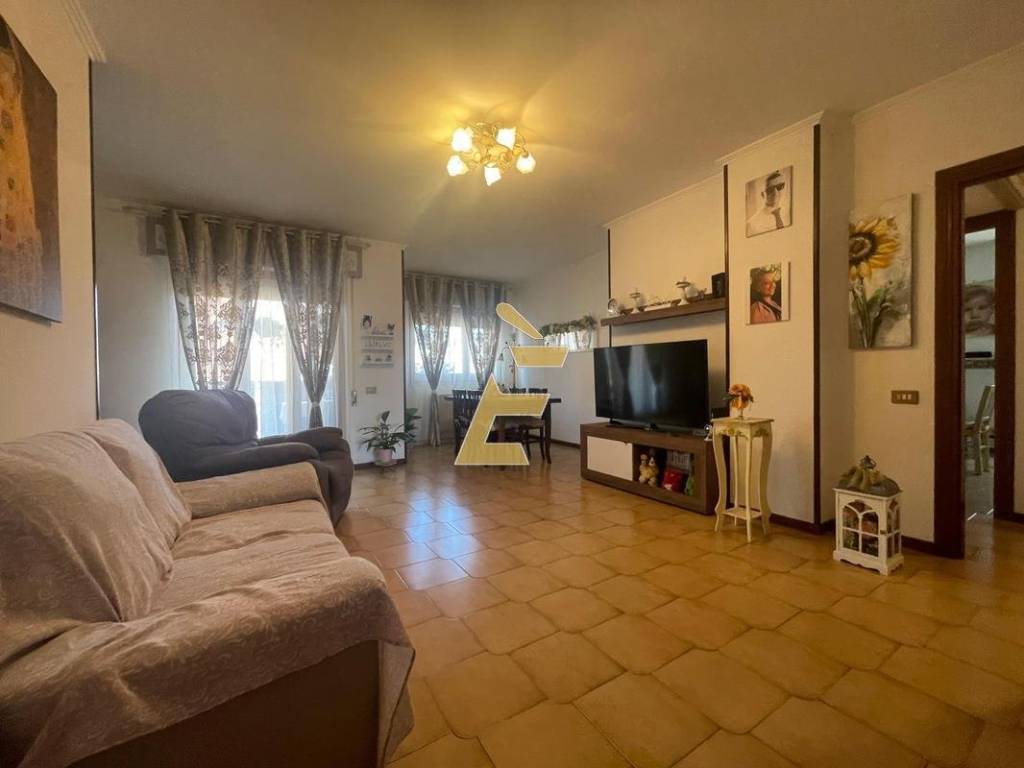 appartamento in vendita a Pomezia