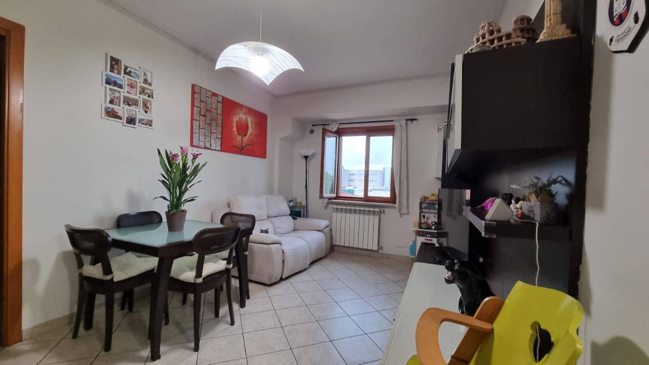 appartamento in vendita a Pomezia in zona Santa Procula