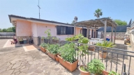 casa indipendente in vendita a Pomezia in zona Colli di Enea