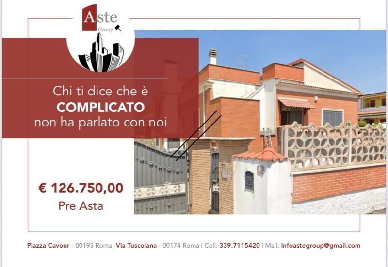 appartamento in vendita a Pomezia in zona Torvaianica Alta