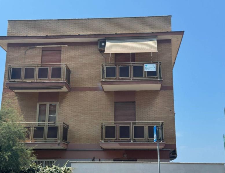 appartamento in vendita a Pomezia