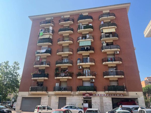 appartamento in vendita a Pomezia