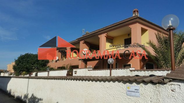 appartamento in vendita a Pomezia in zona Campo Ascolano
