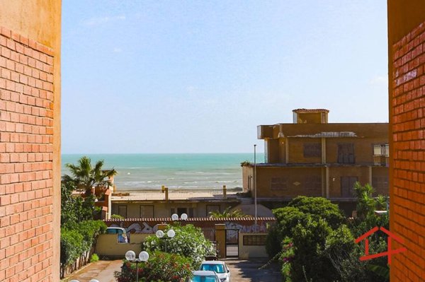 appartamento in vendita a Pomezia in zona Torvaianica