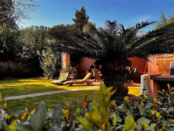 casa indipendente in vendita a Pomezia