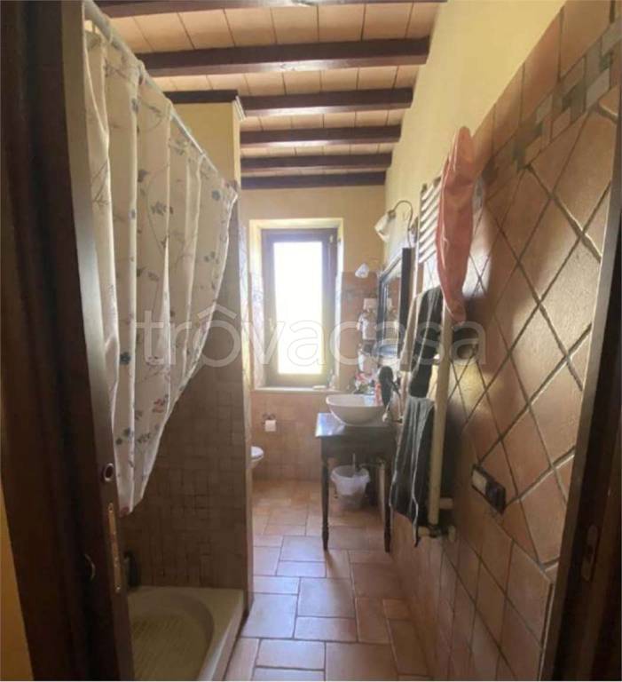 appartamento in vendita a Pomezia in zona Torvaianica