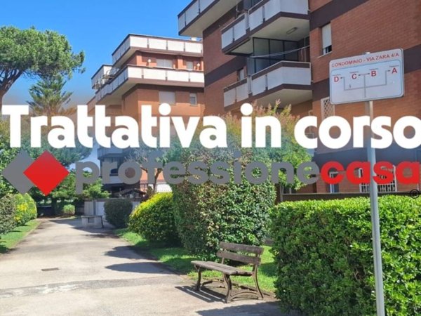 appartamento in vendita a Pomezia in zona Torvaianica