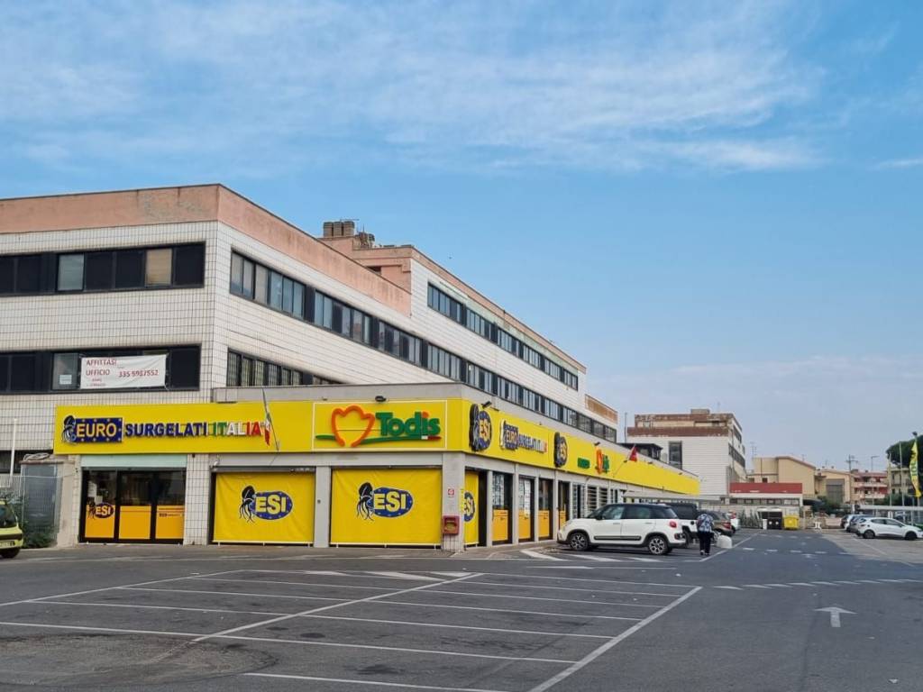 ufficio in vendita a Pomezia