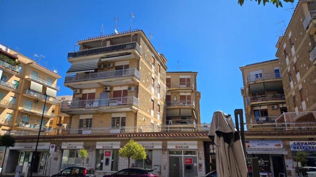 appartamento in vendita a Pomezia