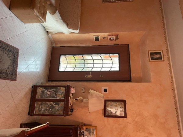 casa indipendente in vendita a Pomezia
