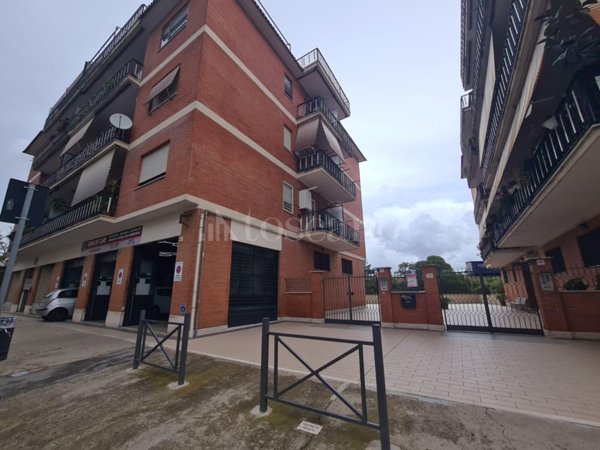 appartamento in vendita a Pomezia