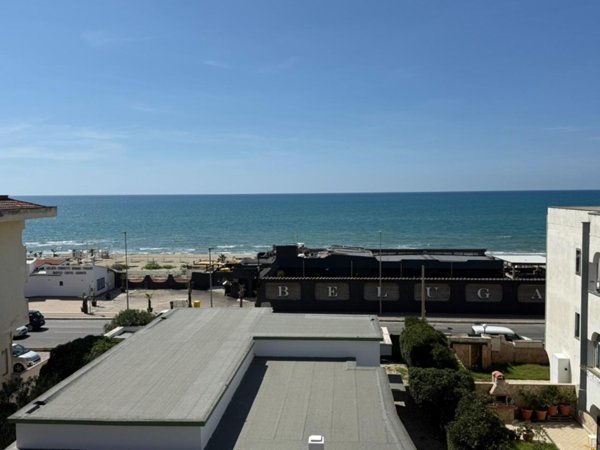 appartamento in vendita a Pomezia in zona Torvaianica