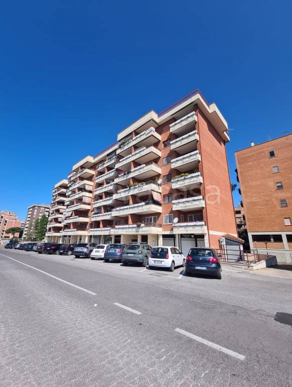 appartamento in vendita a Pomezia