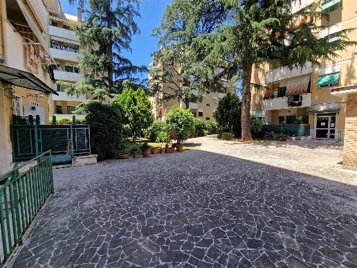 appartamento in vendita a Pomezia