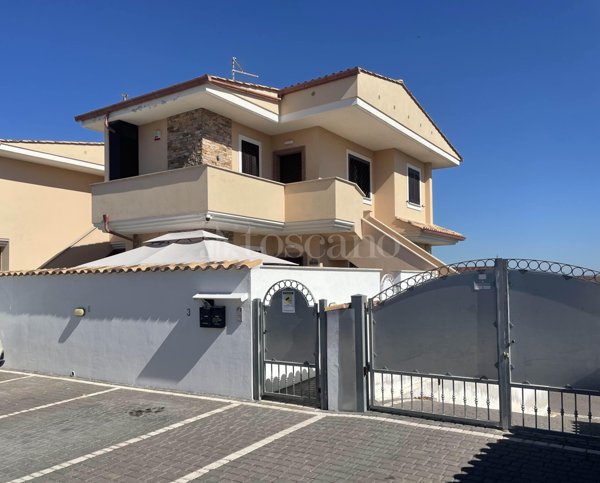 appartamento in vendita a Pomezia