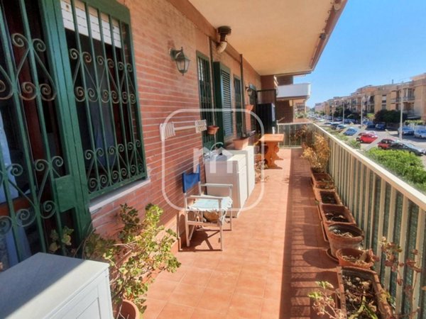 appartamento in vendita a Pomezia in zona Torvaianica