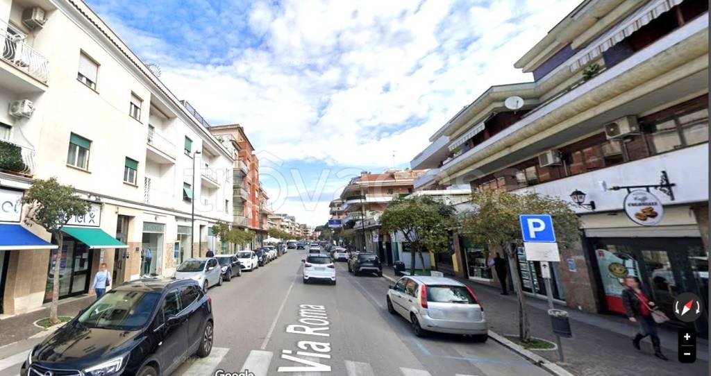 negozio in vendita a Pomezia