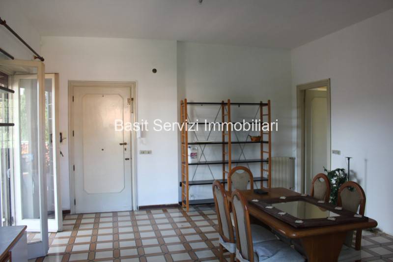 appartamento in vendita a Pomezia in zona Torvaianica