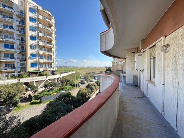 appartamento in vendita a Pomezia in zona Torvaianica