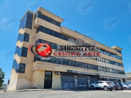 ufficio in vendita a Pomezia