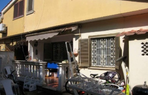 casa indipendente in vendita a Pomezia in zona Campo Selva
