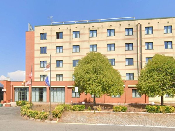 intera palazzina in vendita a Pomezia